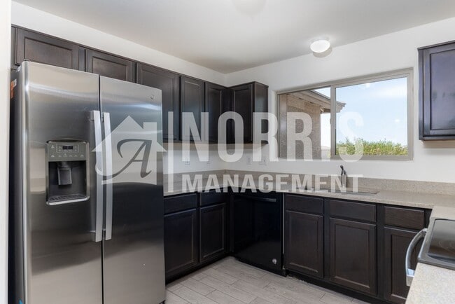 Building Photo - New Home in Arizona City, GREAT Location!