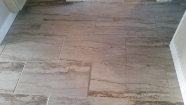 Building Photo - 128 E Caldwell St