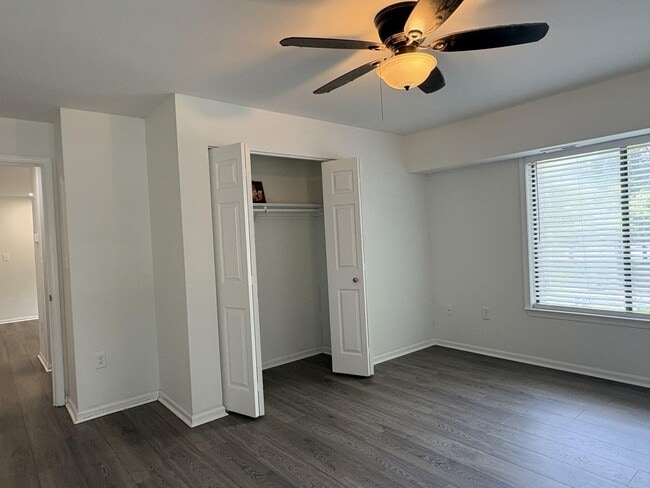 Building Photo - 9574 Jayhawk Terrace