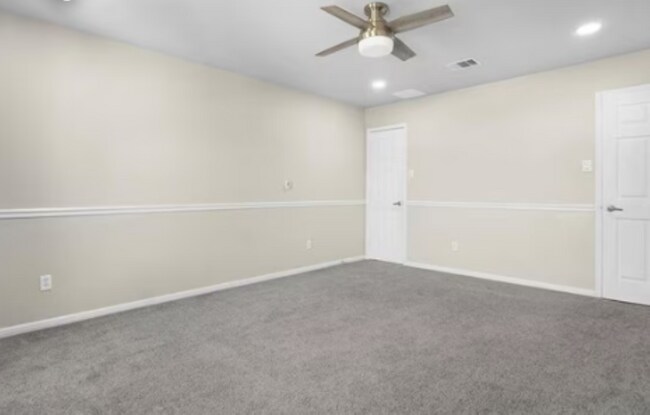 Building Photo - Stunning & Elegant Home in Forest Creek with Spacious Living & Prime Location
