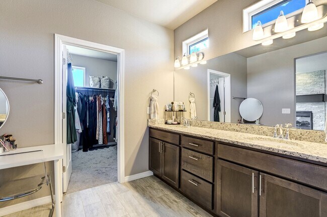Building Photo - 7664 Alpine Daisy Dr