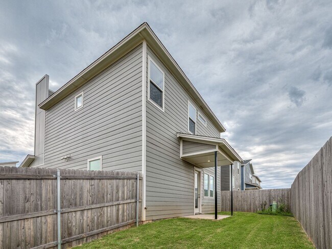 Building Photo - Beautiful New Construction Home in Edmond/Oklahoma City