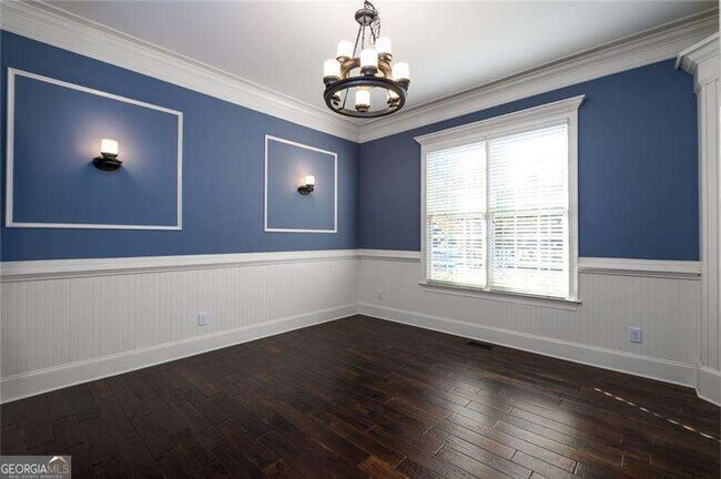 Building Photo - 1106 Devine Cir NE