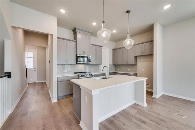 Building Photo - 2475 Morningside Dr