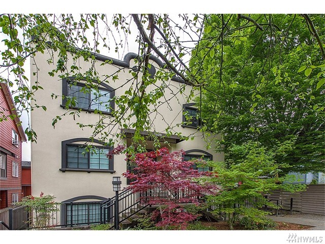 Building Photo - 1820 24th Ave