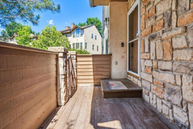 Building Photo - 3135 Capstan Way