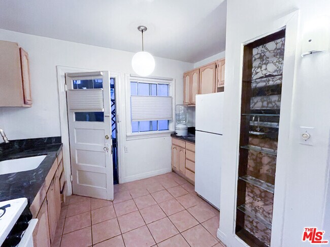 Building Photo - 1120 20th St