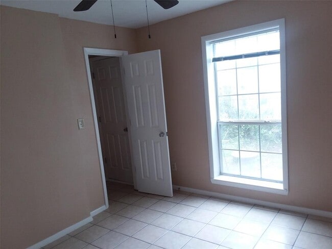 Building Photo - 6326 County Rd 659