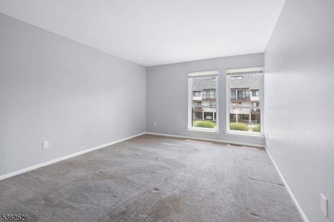 Building Photo - 3524 Richmond Ct