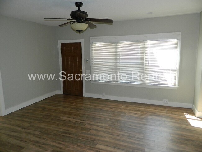 Building Photo - Updated 2bd/1ba Home with Garage near UCD Med Center