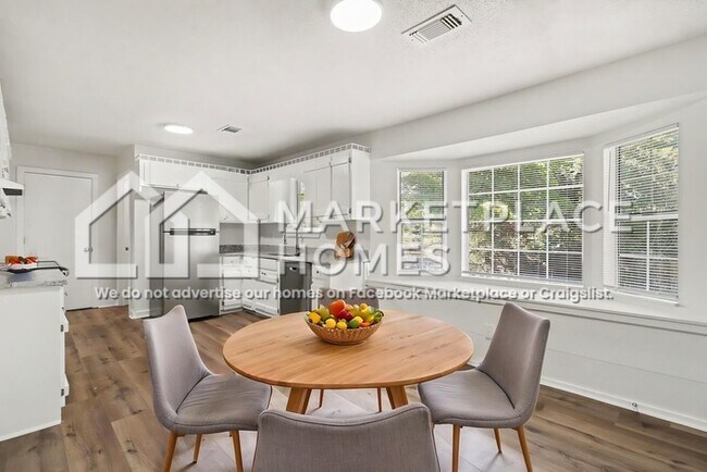 Building Photo - 110 Bear Run Ct