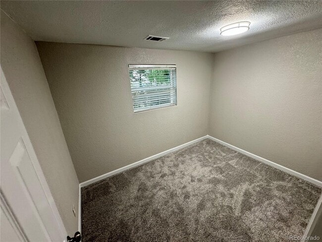 Building Photo - 15532 E Gunnison Pl