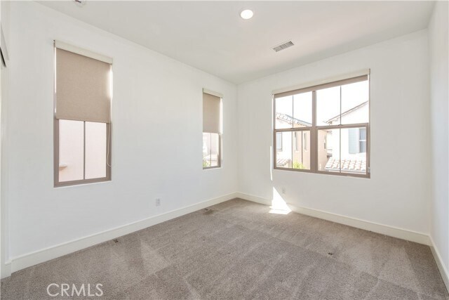 Building Photo - 156 Plum Lily