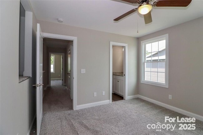 Building Photo - 3967 Newhall Dr NW