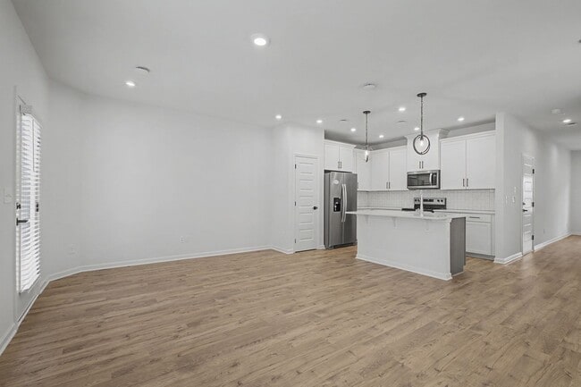 Building Photo - Brand new Hermitage townhome, end unit with garage, 3 bedroom 2.5 baths, community pool