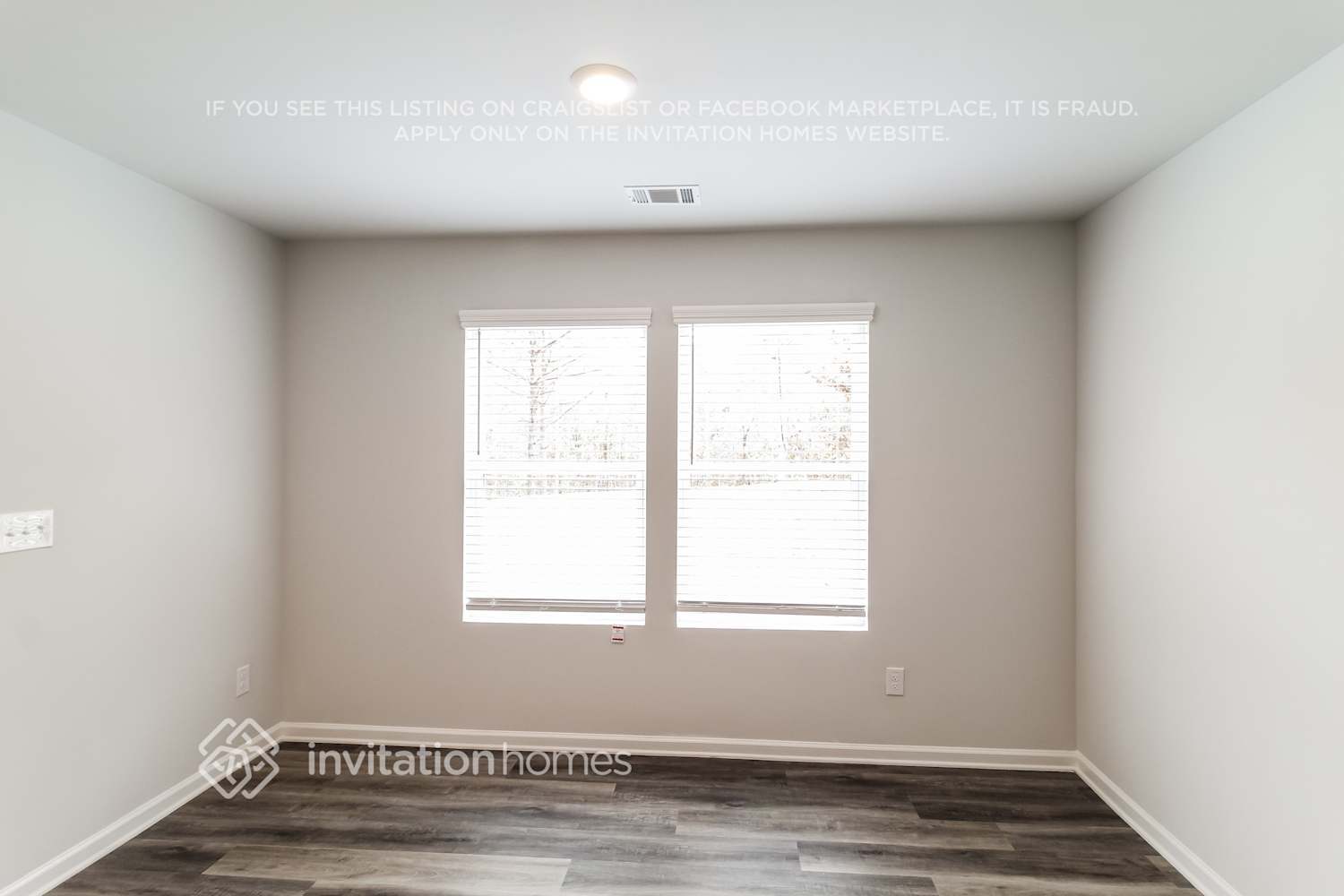 Building Photo - 413 Amelia Ln