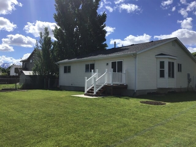 Building Photo - 2552 W 1500 N