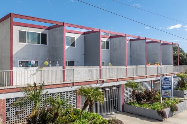 Building Photo - Sea Breeze Townhome Apartments