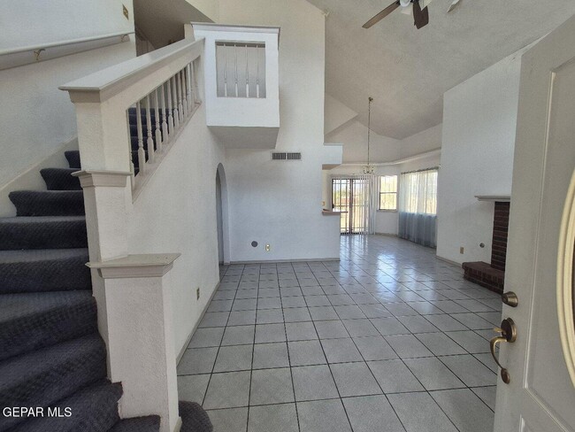 Building Photo - 12143 Noel Espinoza Cir