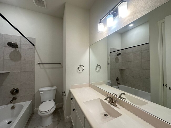 Building Photo - 3042 Seattle Slew Dr