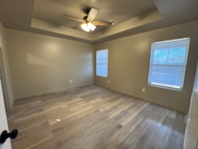 Building Photo - 1123 Caprock St
