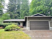 Building Photo - 3309 173rd Pl NE