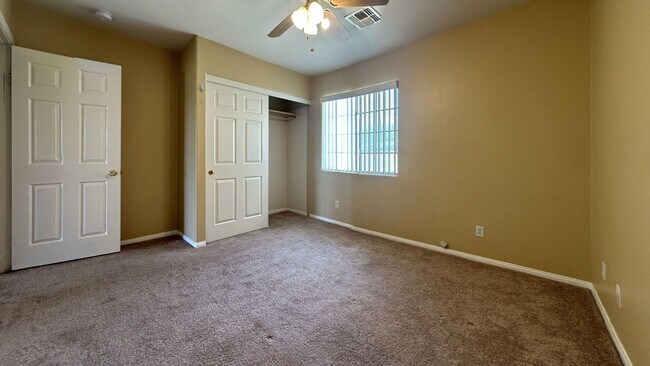 Building Photo - 3 Bedroom 2 Bath Home Located on Large Lot in Cherry Valley!