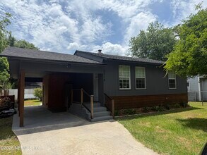 Building Photo - 3318 Dellwood Ave