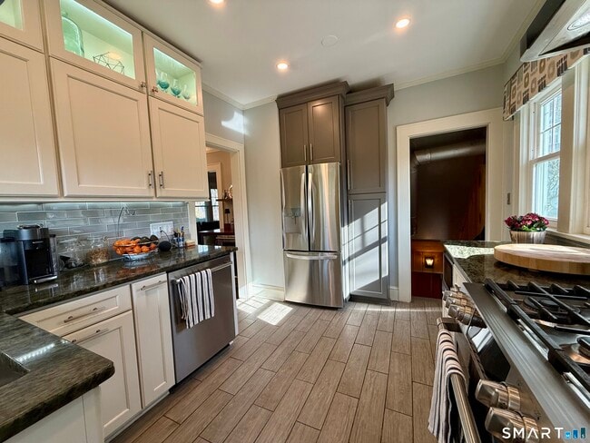 Building Photo - 12 Sunset Pass