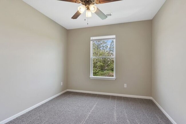 Building Photo - Serrano Townhomes with a finished basement...