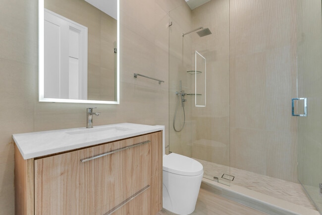 Building Photo - 239 NE 11th St