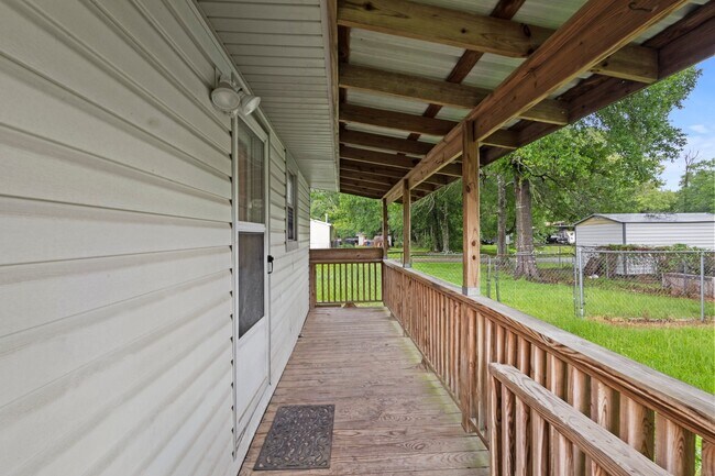 Building Photo - 8598 Cornell Dr