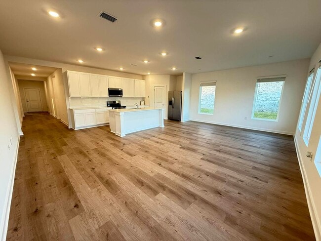 Building Photo - Free Wi-Fi for the first year! 4 Bed/2 Bath New Construction - Foley