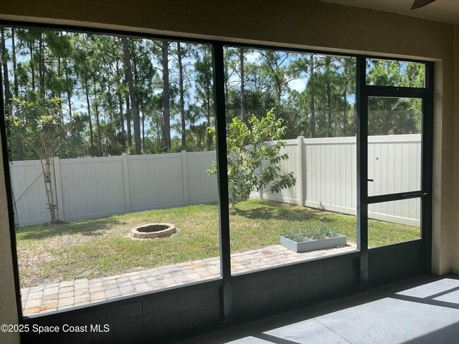 Building Photo - 1343 Musgrass Cir