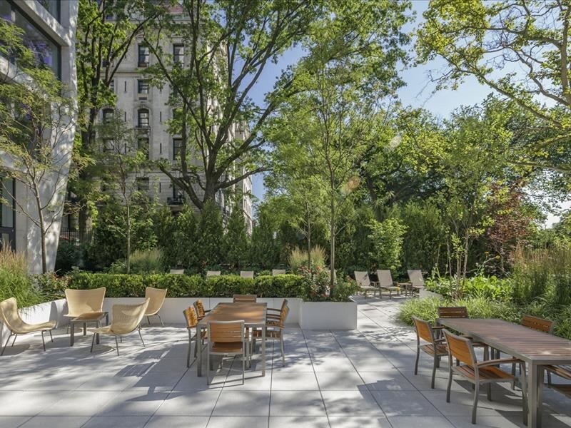 Building Photo - 400 W 113th St