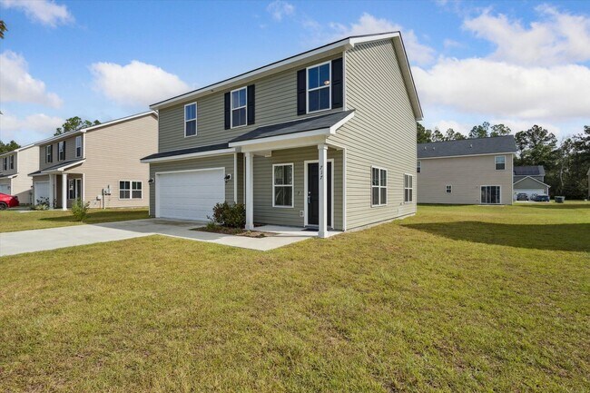 Building Photo - $500 RENT CREDIT | AVAILABLE NOW! (Small Pets Only)