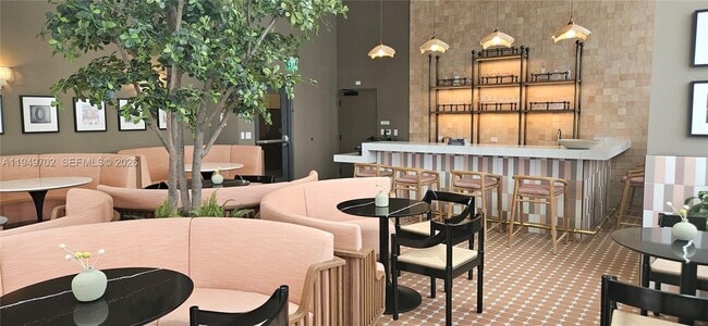 Building Photo - 601 N Miami Ave