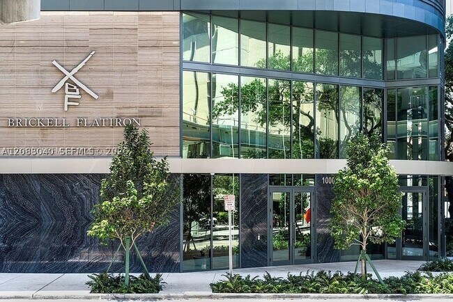 Building Photo - 1000 Brickell Ave