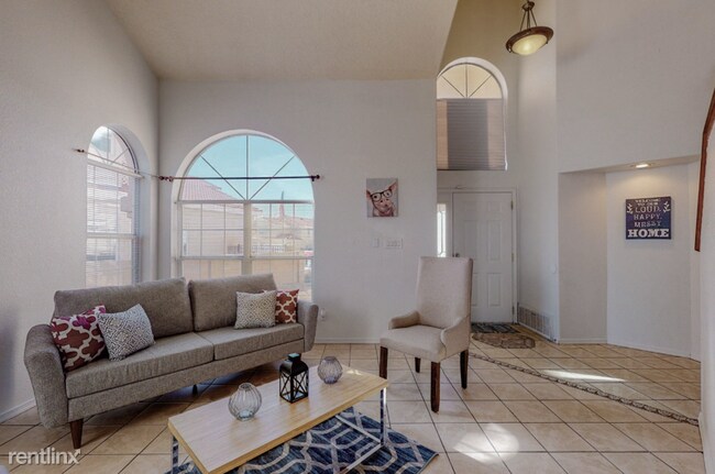 Building Photo - 4 br, 3 bath House - 8416 La Paloma Court ...
