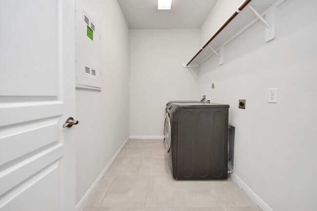 Building Photo - 5118 Kingship Ct