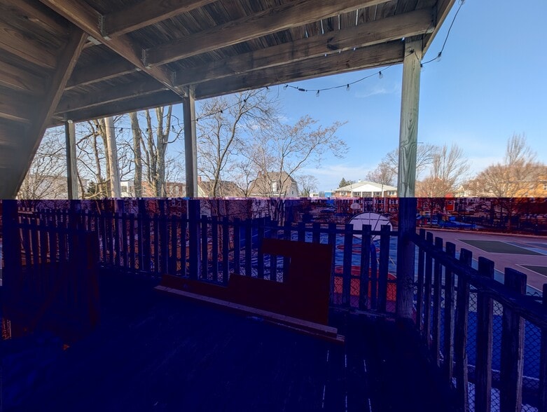 Building Photo - 5 Lowell Cir