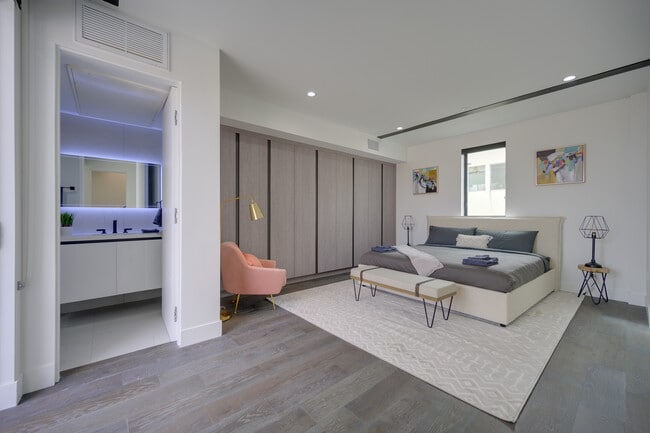 Building Photo - 4422 Riley Dr