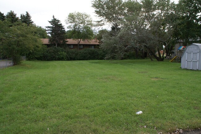 Building Photo - 10731 France Ave S