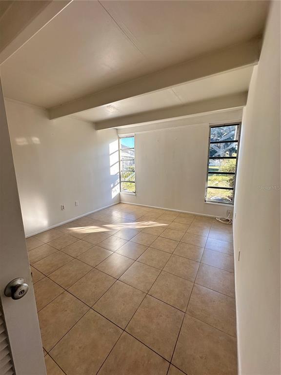 Building Photo - 4719 Club Cir