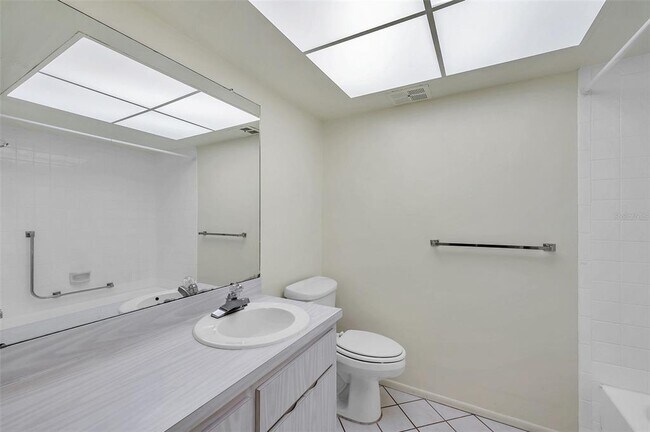 Building Photo - 2291 Shelly Dr