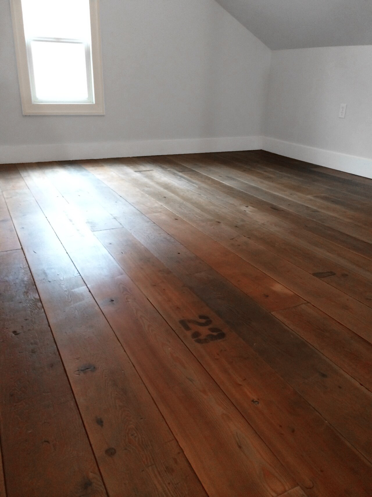 the flooring is A-Mazing. it's salvaged old growth oregon douglas fir super thick 1.5" from the original nike warhorses that were torn down/moved to texas in the 90s. If you had a pair of Nike's before 1995 they likely sat at some point on these boards. this wood was the shelving from that wearho... - 4811 NE 31st Ave