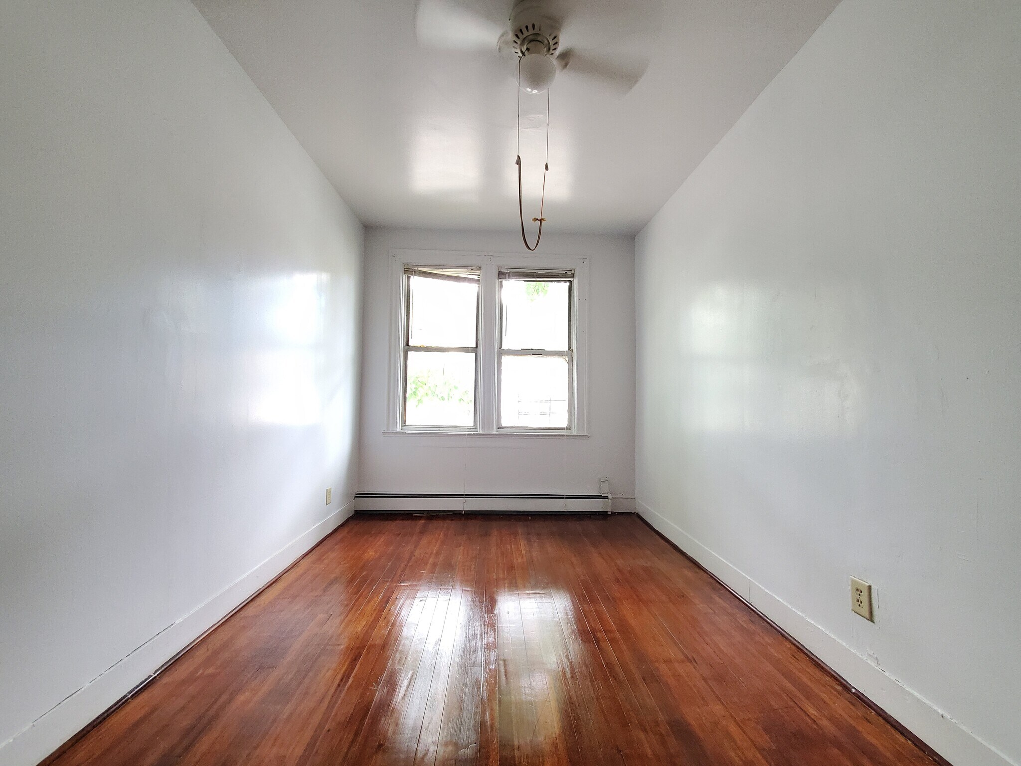 Building Photo - 68 Stegman St