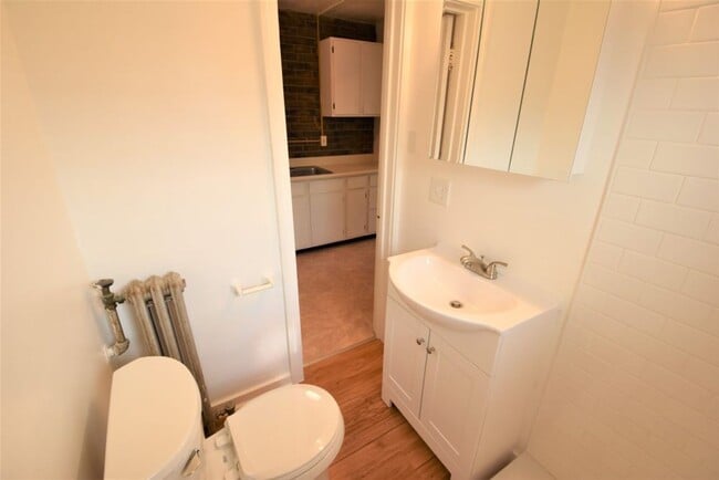 Building Photo - Available for August 2026 preleasing! Studio on the Hill