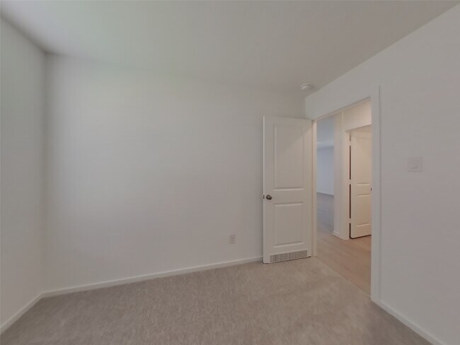 Building Photo - 3072 Dawn Sound Dr