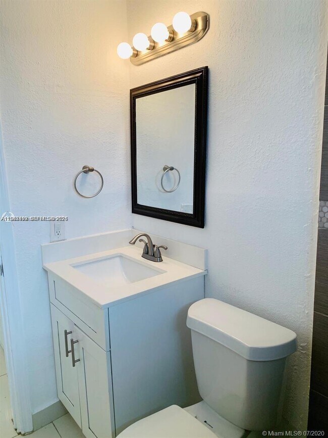 Building Photo - 220 NW 63rd St